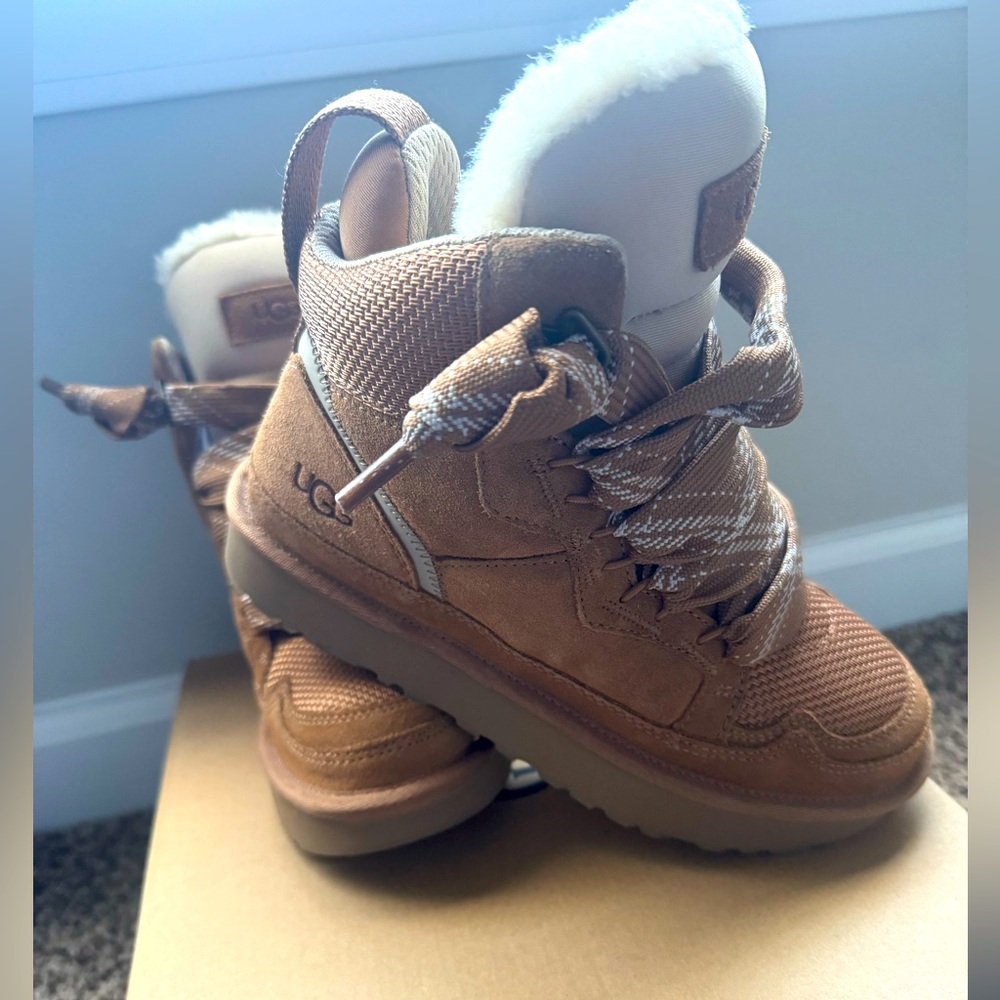 UGG highmel boot chestnut size 6